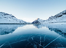 99tk香港相关骗局复盘:他们最爱利用的心理是即时反馈成瘾:别让情绪替你做决定